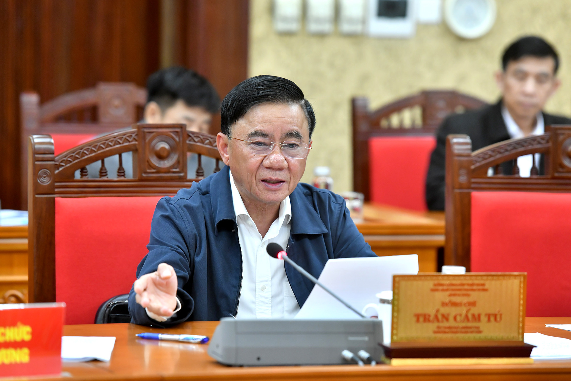 Đồng chí Trần Cẩm Tú, Ủy viên Bộ Chính trị, Thường trực Ban Bí thư phát biểu kết luận cuộc giao ban.