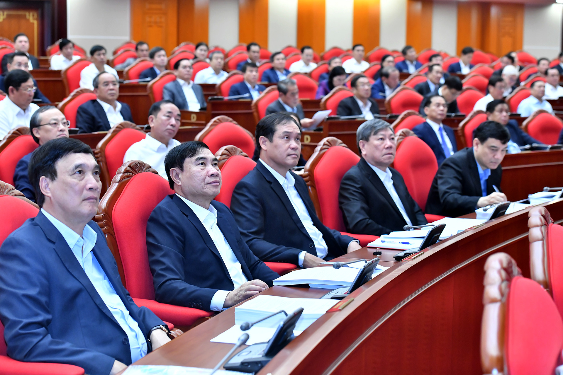 Các đại biểu tham dự hội nghị.