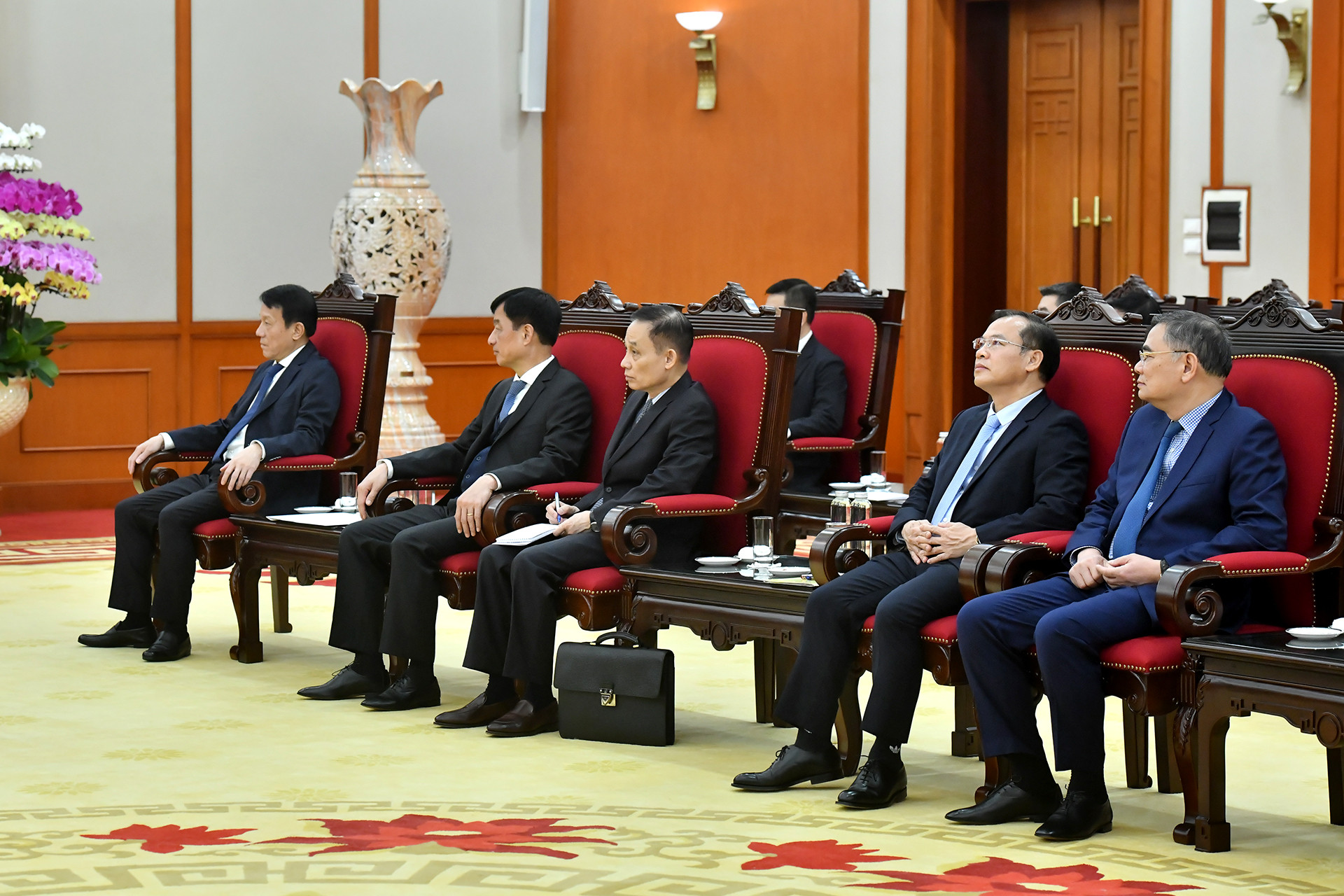 Các đại biểu Việt Nam tham dự buổi tiếp.