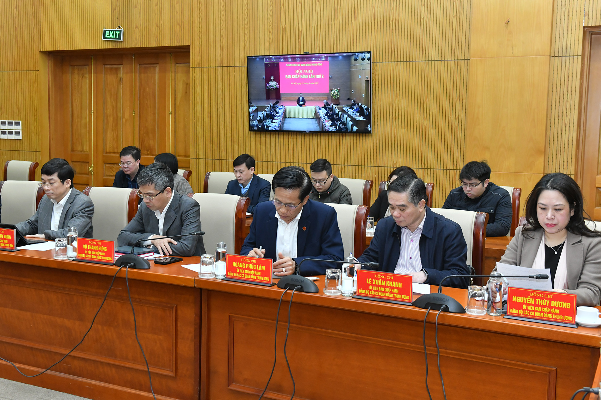 Các đại biểu dự hội nghị.