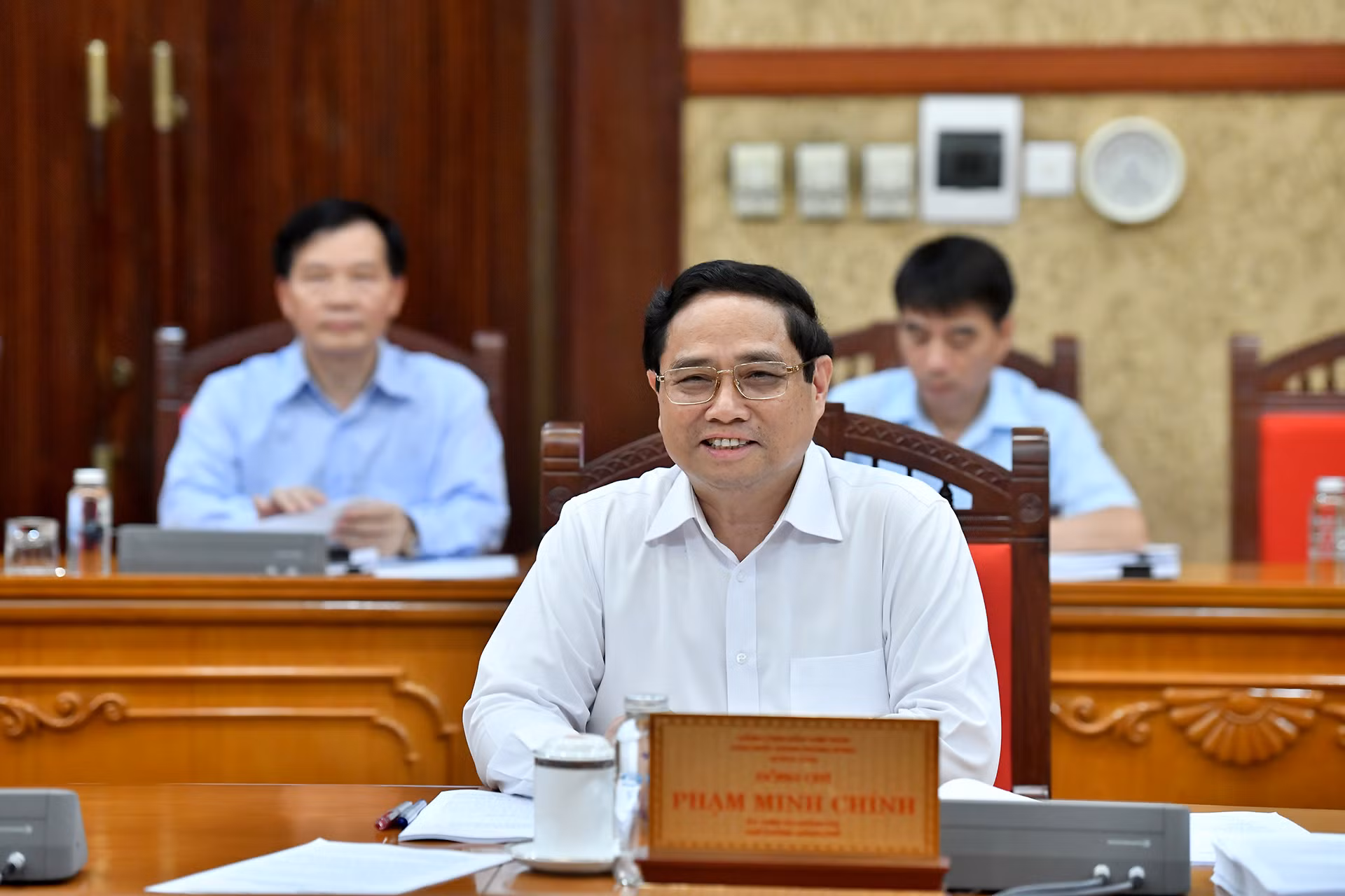 Thủ tướng Phạm Minh Chính tham dự cuộc họp.