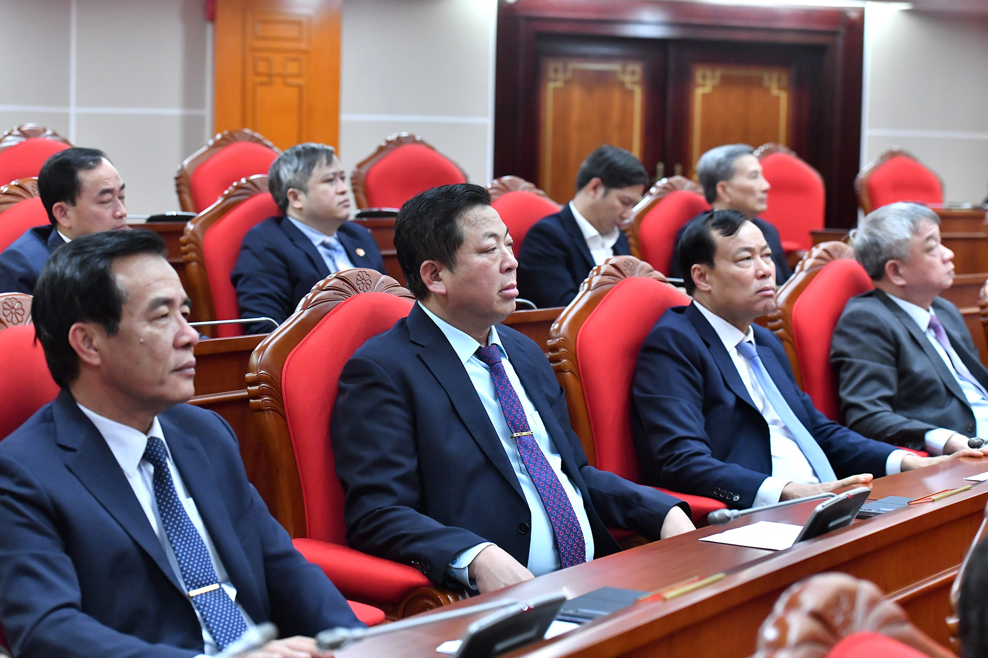 Các đại biểu tham dự phiên bế mạc hội nghị. Các đại biểu tham dự phiên bế mạc hội nghị.