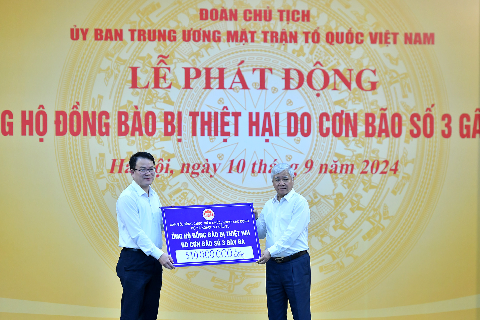Các cơ quan, tổ chức, đơn vị ủng hộ đồng bào bị thiệt hại do cơn bão số 3.
