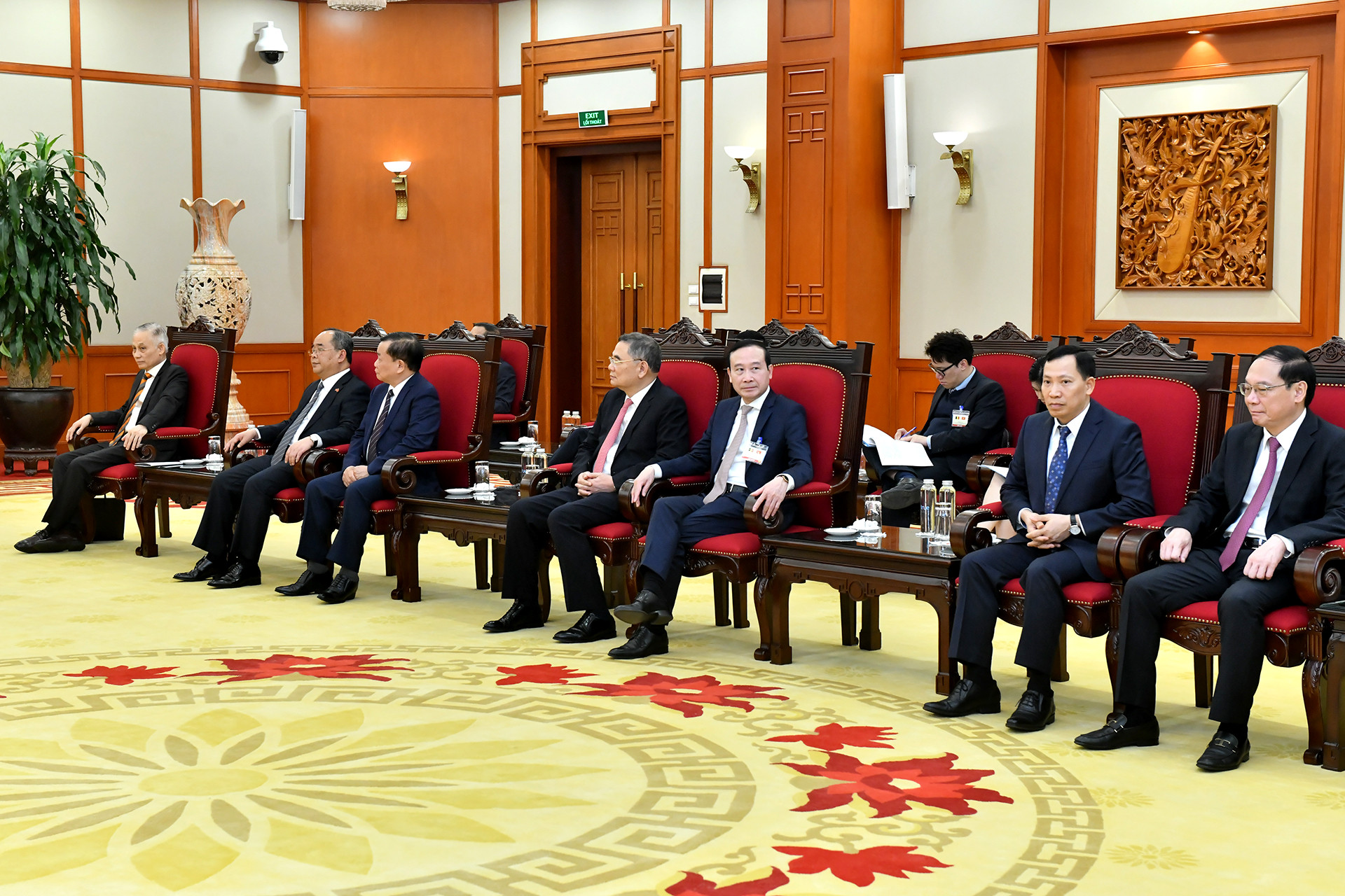 Các đại biểu Việt Nam tham dự buổi tiếp.