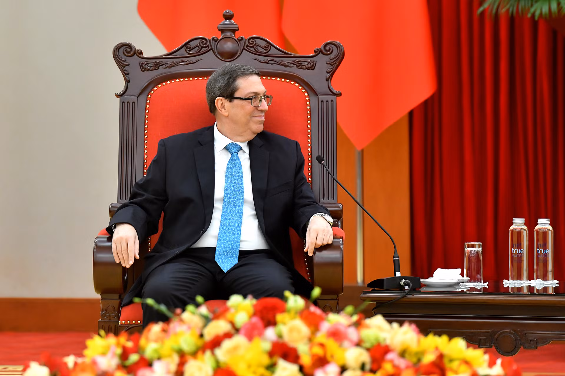 Bộ trưởng Ngoại giao Cuba Bruno Rodríguez Parrilla phát biểu tại buổi tiếp.