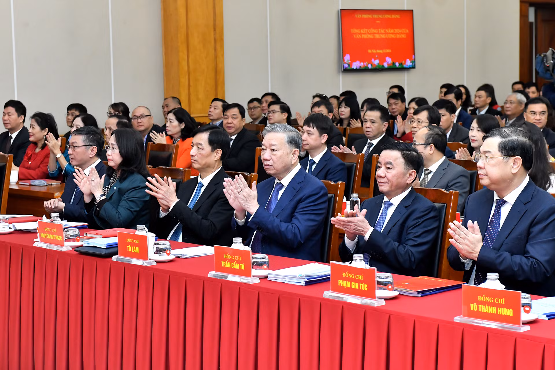 [Ảnh] Tổng Bí thư Tô Lâm dự Hội nghị tổng kết của Văn phòng Trung ương Đảng ảnh 2