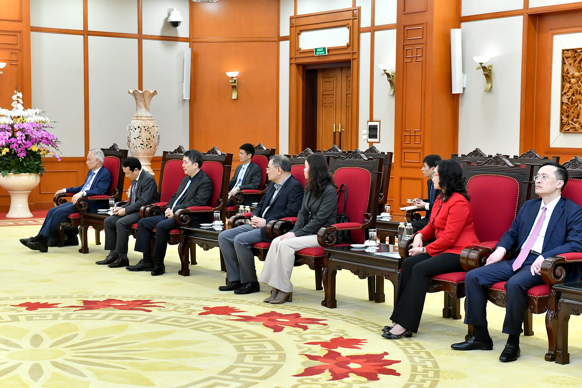 Các đại biểu Việt Nam tham dự buổi tiếp.