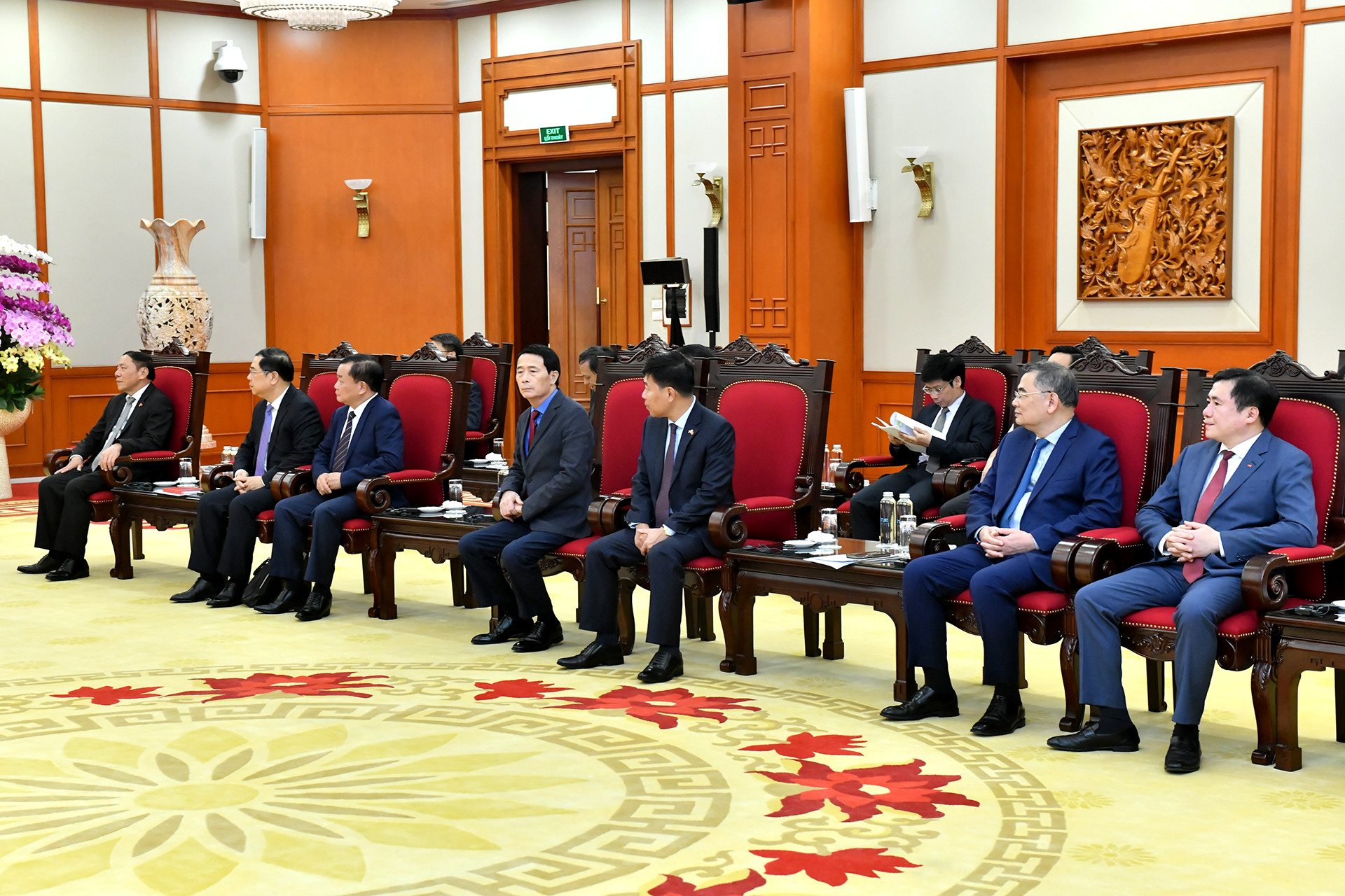 Các đại biểu Việt Nam tham dự buổi tiếp.