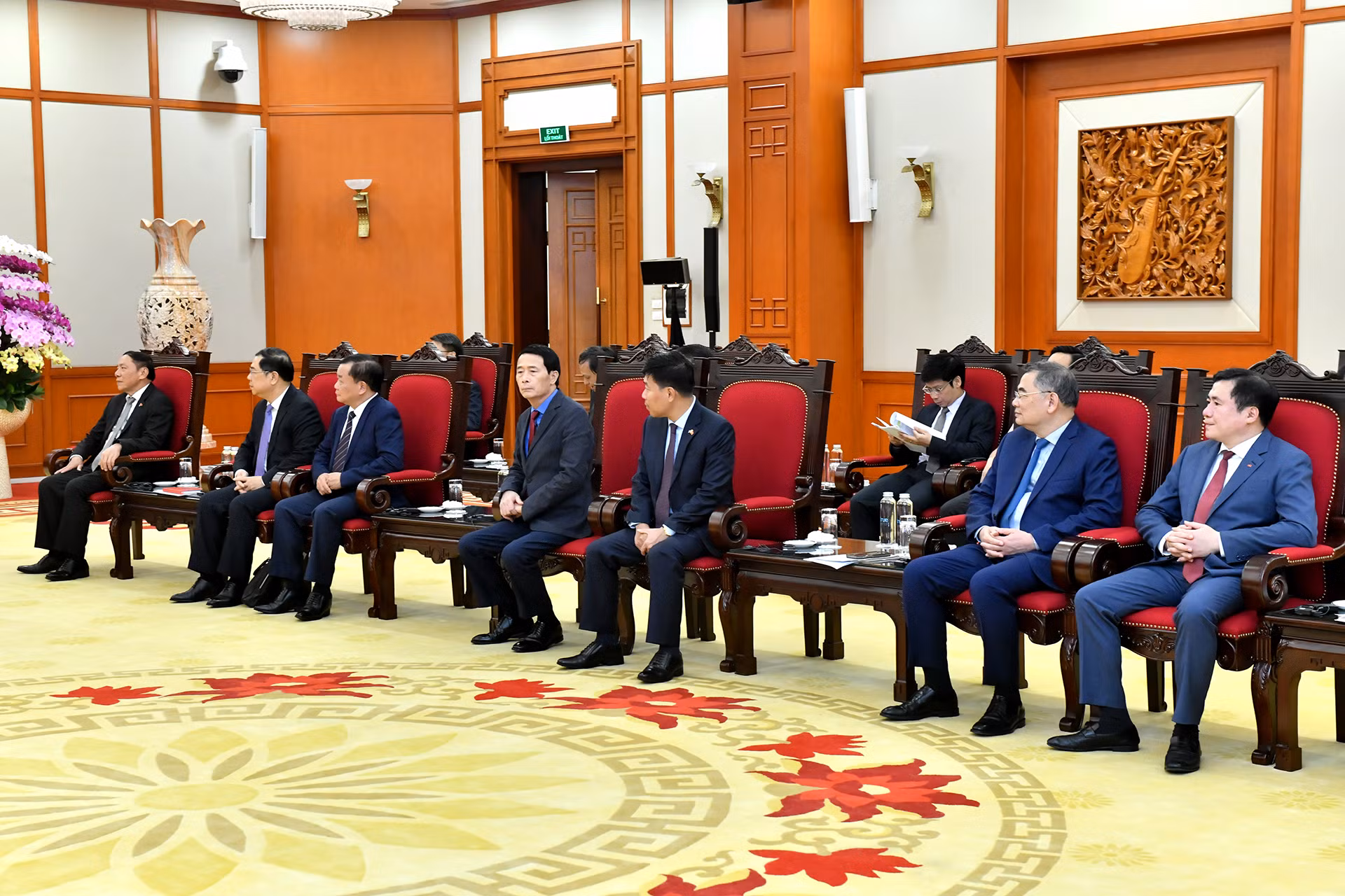 Các đại biểu Việt Nam tham dự buổi tiếp.