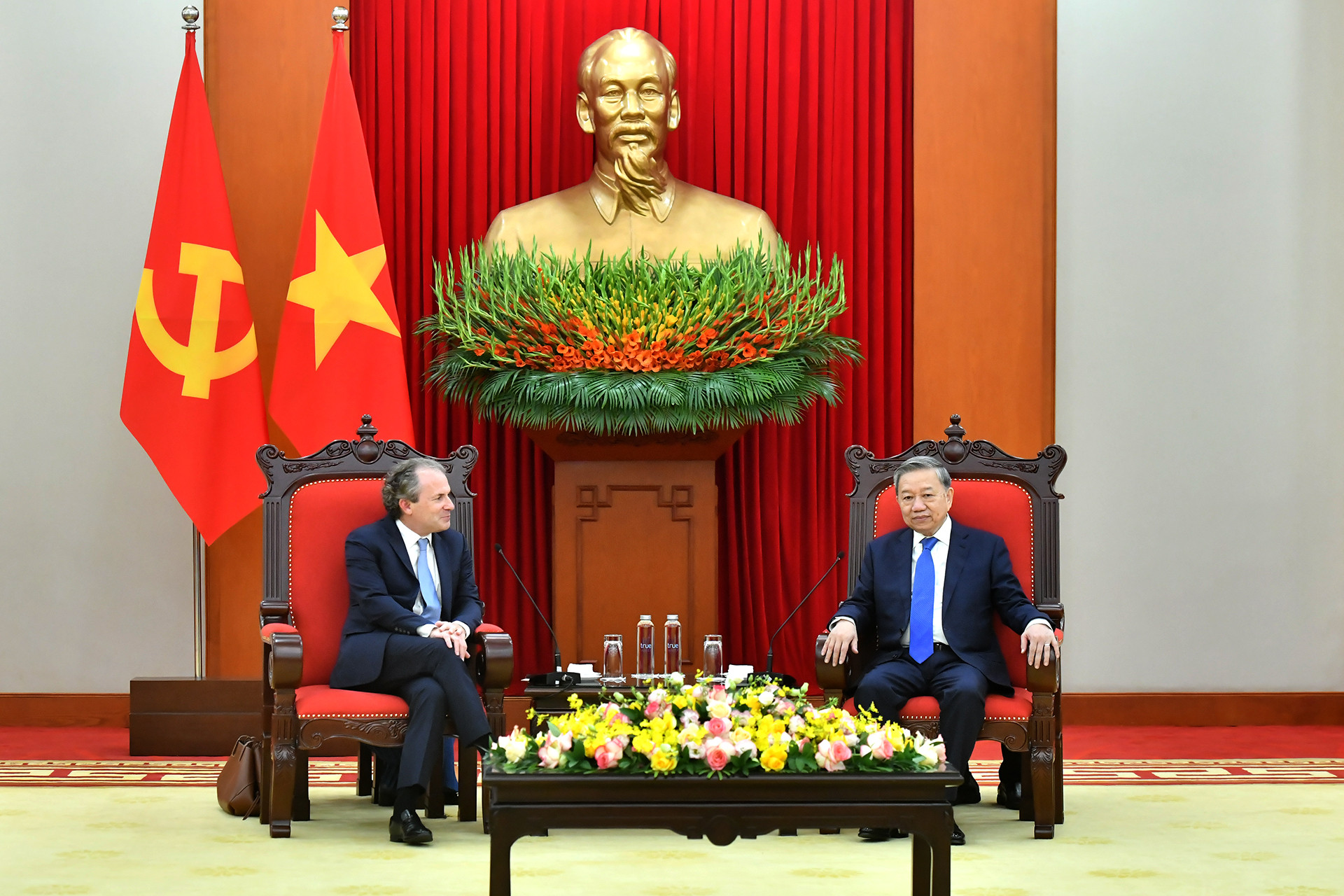 Tổng Bí thư Tô Lâm tiếp ông Daniel Rosen, Giám đốc điều hành Tập đoàn Rosen Partners (Hoa Kỳ).