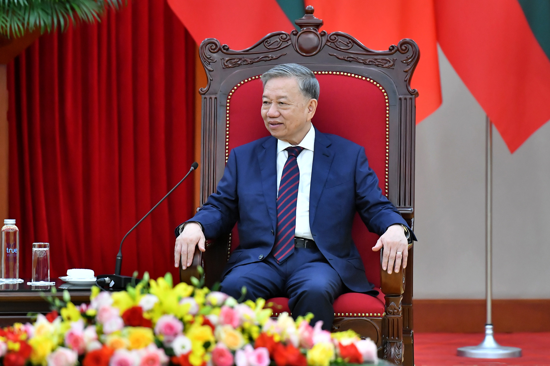 Tổng Bí thư Tô Lâm phát biểu tại buổi tiếp Tổng thống Cộng hòa Bulgaria Rumen Radev.