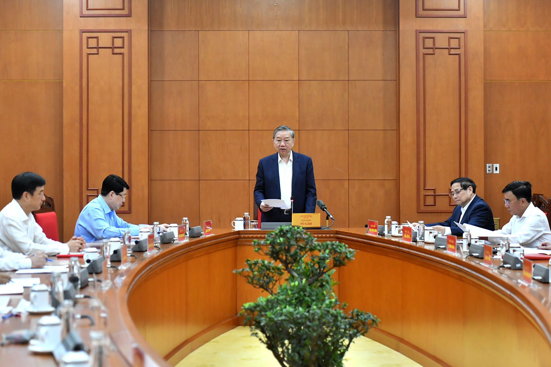 Tổng Bí thư Tô Lâm chủ trì cuộc họp của Tiểu ban Nhân sự Đại hội XIV của Đảng.