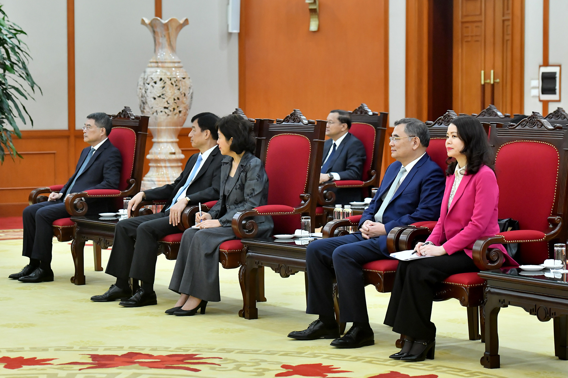 Các đại biểu Việt Nam tham dự buổi tiếp.