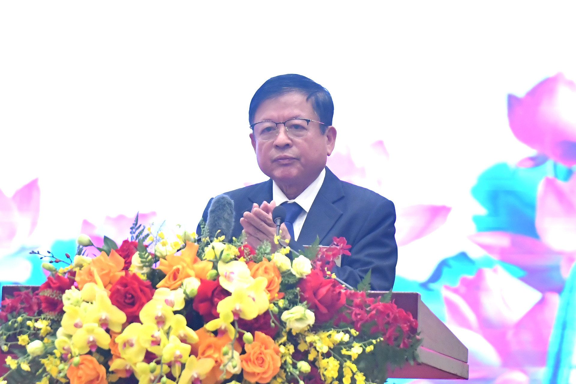 Nhạc sĩ Đỗ Hồng Quân, Chủ tịch Liên hiệp các hội Văn học nghệ thuật Việt Nam phát biểu.