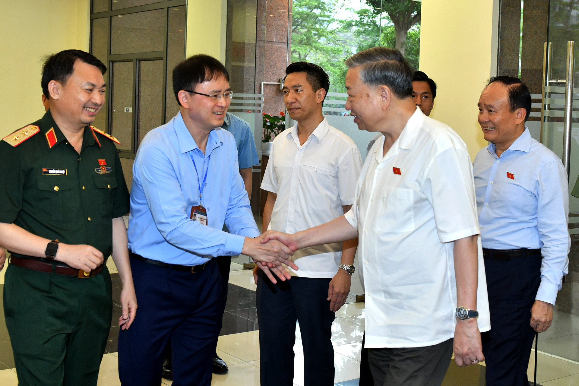 [Ảnh] Tổng Bí thư Tô Lâm dự hội nghị tiếp xúc cử tri thành phố Hà Nội ảnh 2