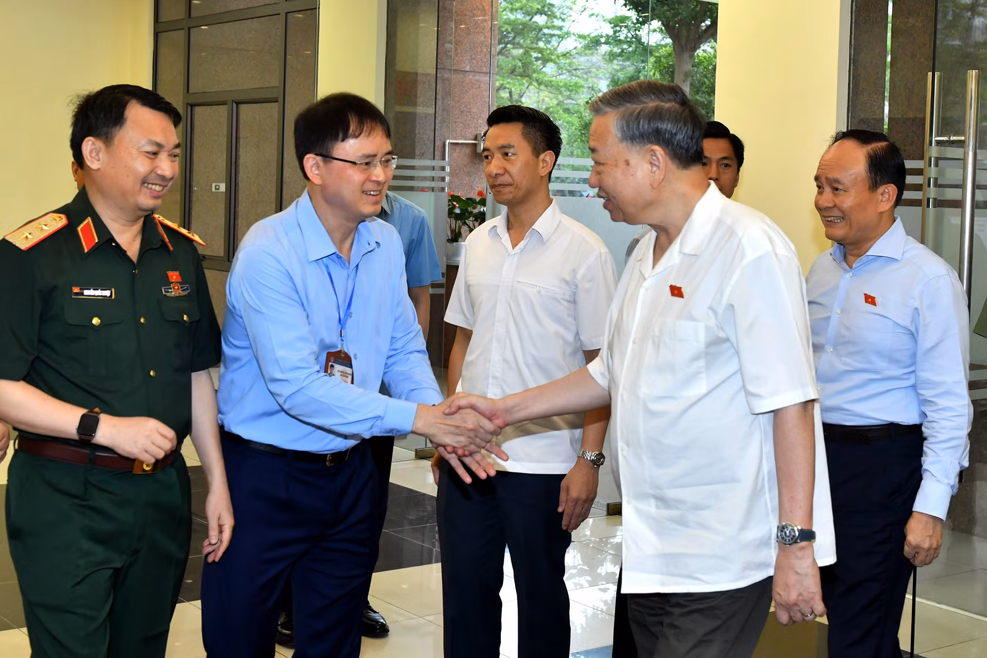 [Ảnh] Tổng Bí thư Tô Lâm dự hội nghị tiếp xúc cử tri thành phố Hà Nội ảnh 2