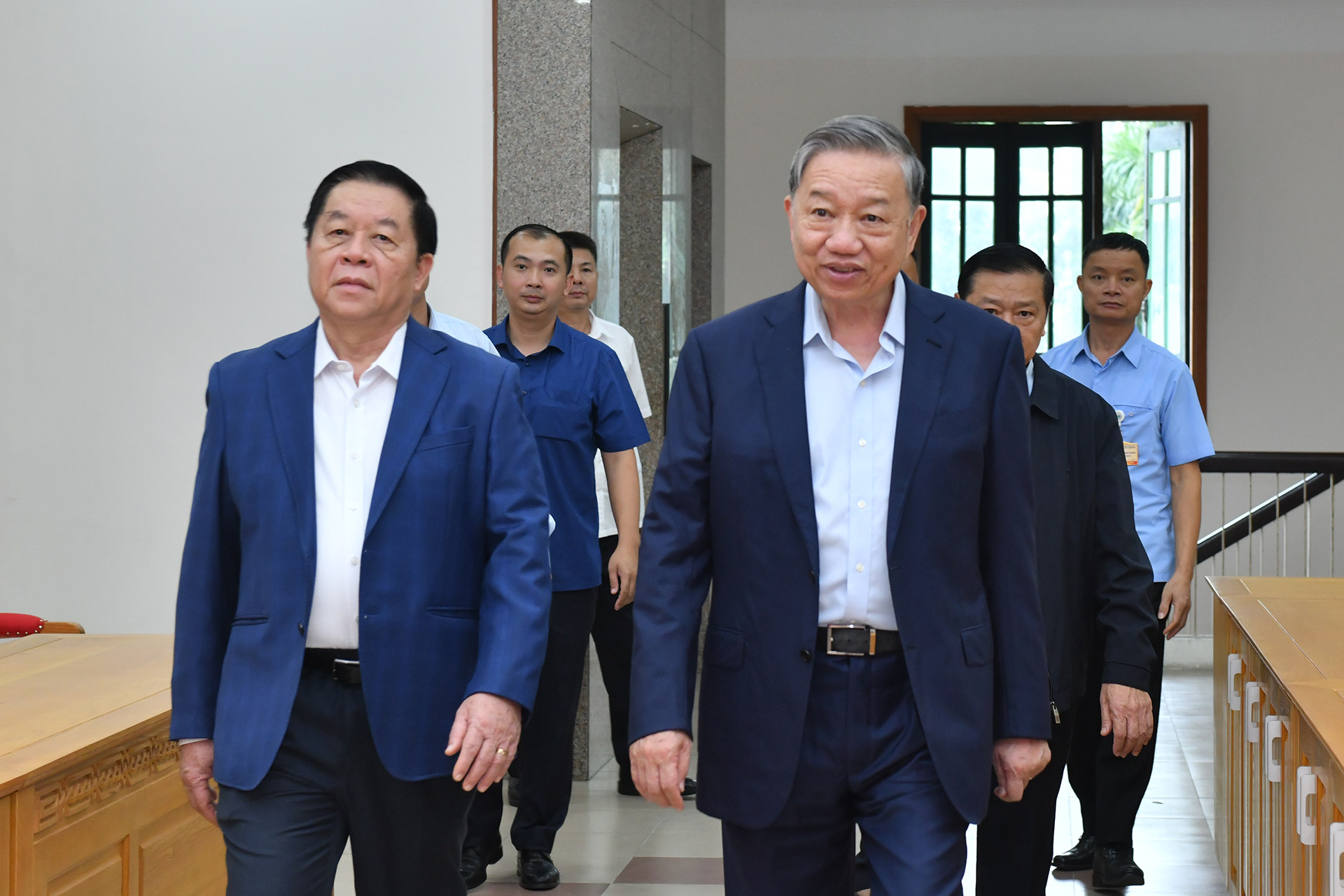 Tổng Bí thư Tô Lâm đến làm việc với Ban Tuyên giáo Trung ương. Tổng Bí thư Tô Lâm đến làm việc với Ban Tuyên giáo Trung ương.