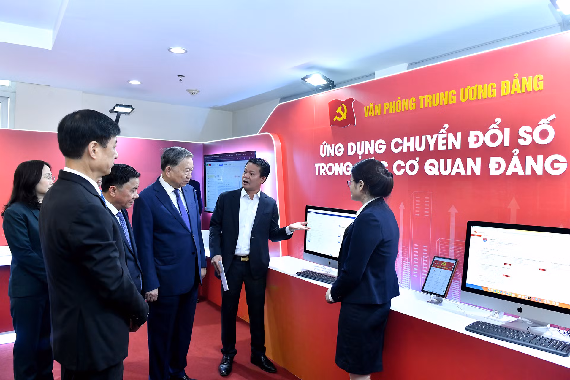 [Ảnh] Tổng Bí thư Tô Lâm dự Hội nghị tổng kết của Văn phòng Trung ương Đảng ảnh 8