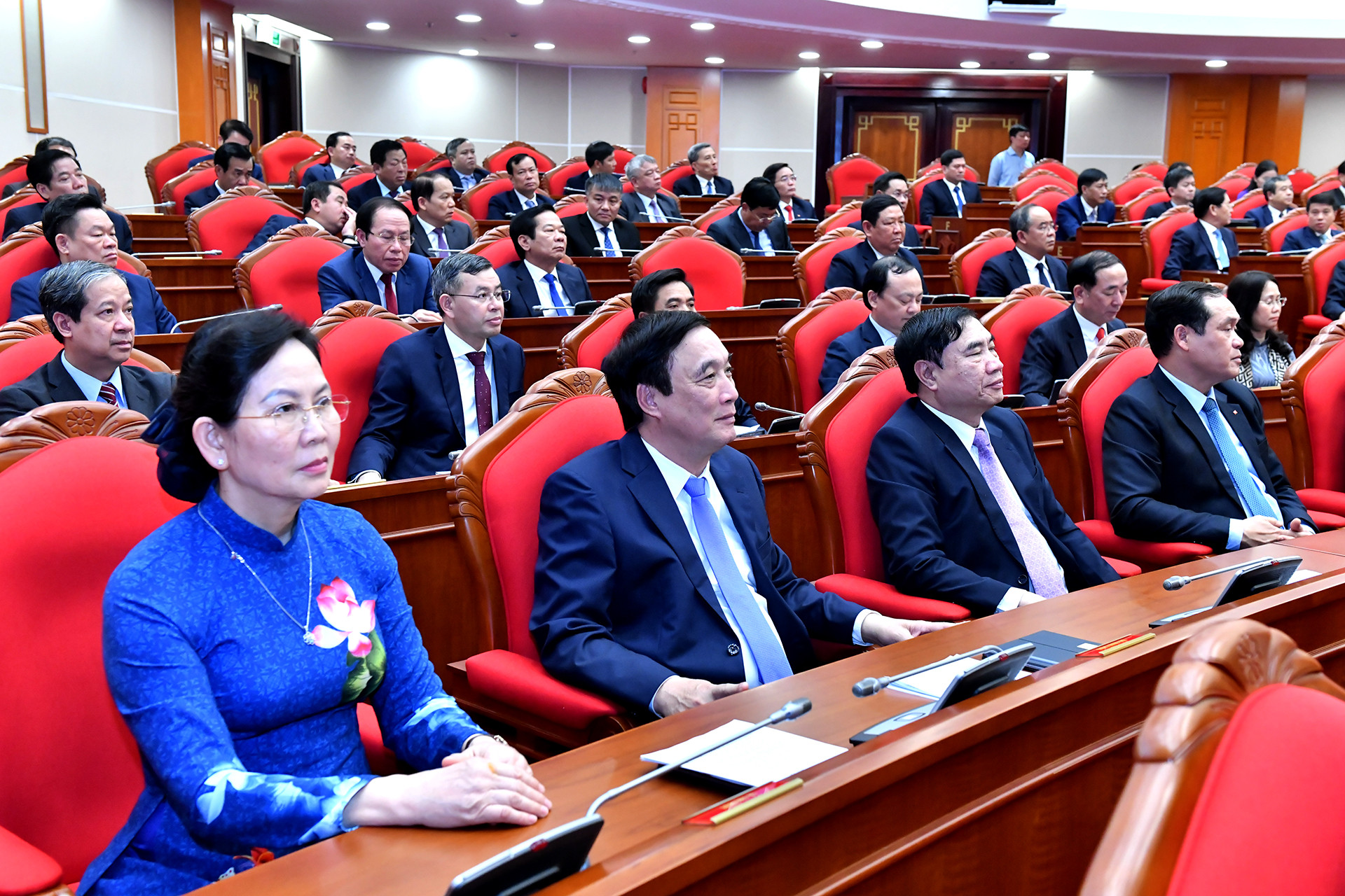 Các đại biểu tham dự phiên bế mạc hội nghị. Các đại biểu tham dự phiên bế mạc hội nghị.