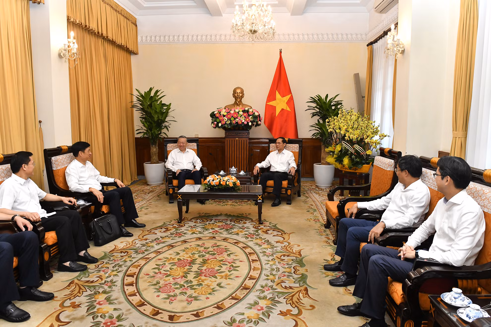 Tổng Bí thư, Chủ tịch nước Tô Lâm đến làm việc với Ban Cán sự Đảng Bộ Ngoại giao.