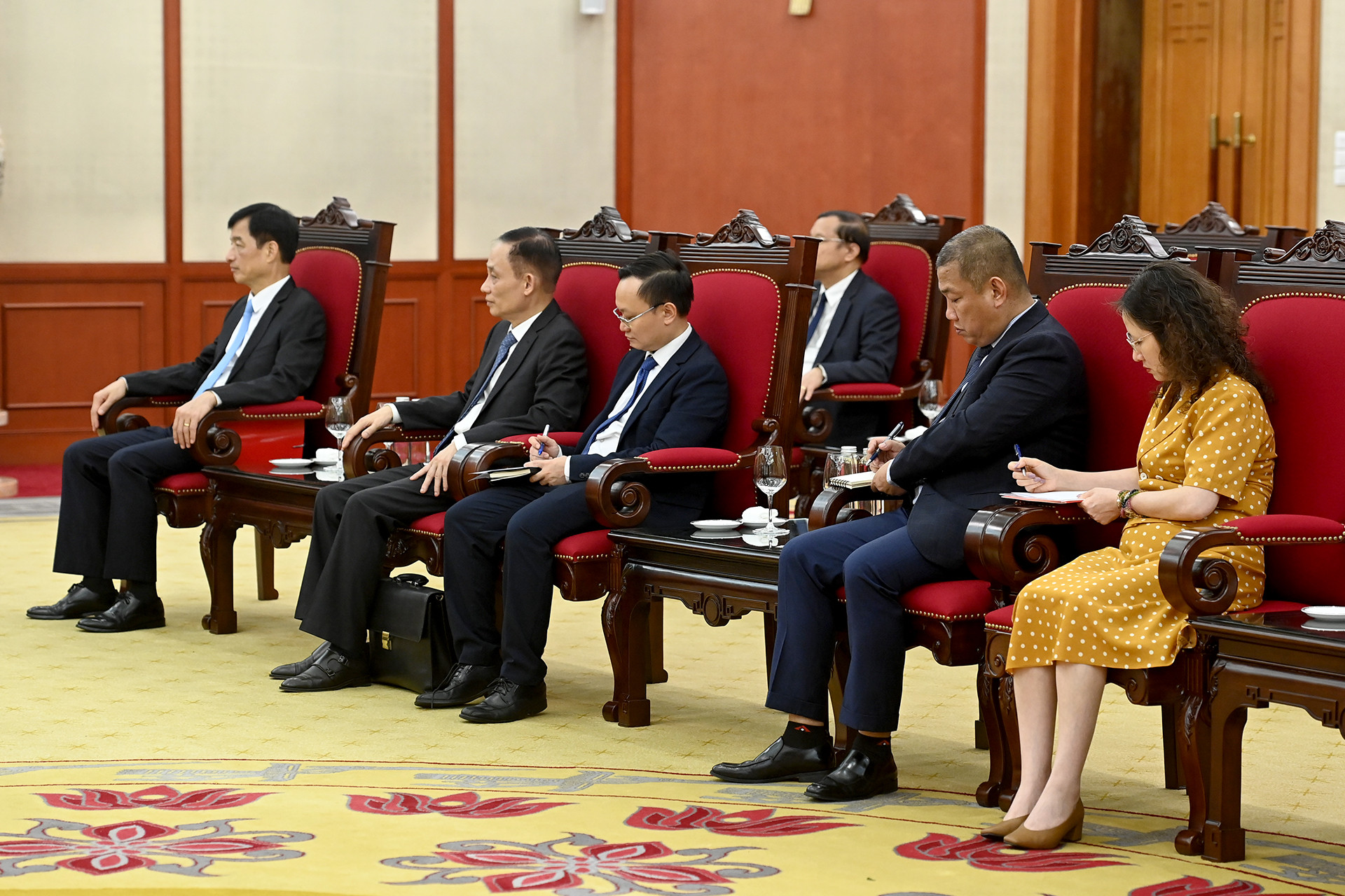 Các đại biểu tham dự buổi tiếp.