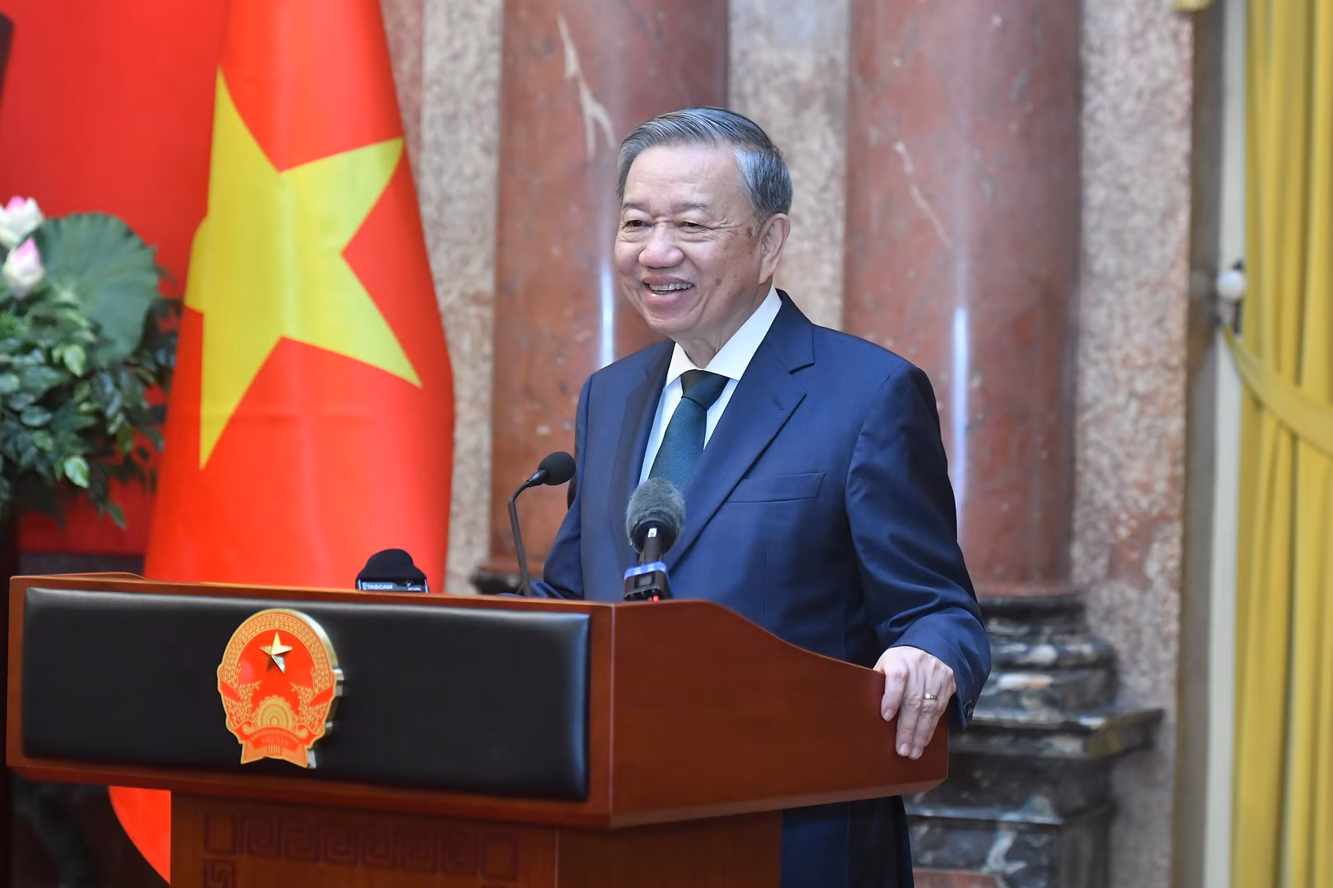 [Ảnh] Tổng Bí thư, Chủ tịch nước Tô Lâm gặp mặt các doanh nhân tiêu biểu ảnh 5