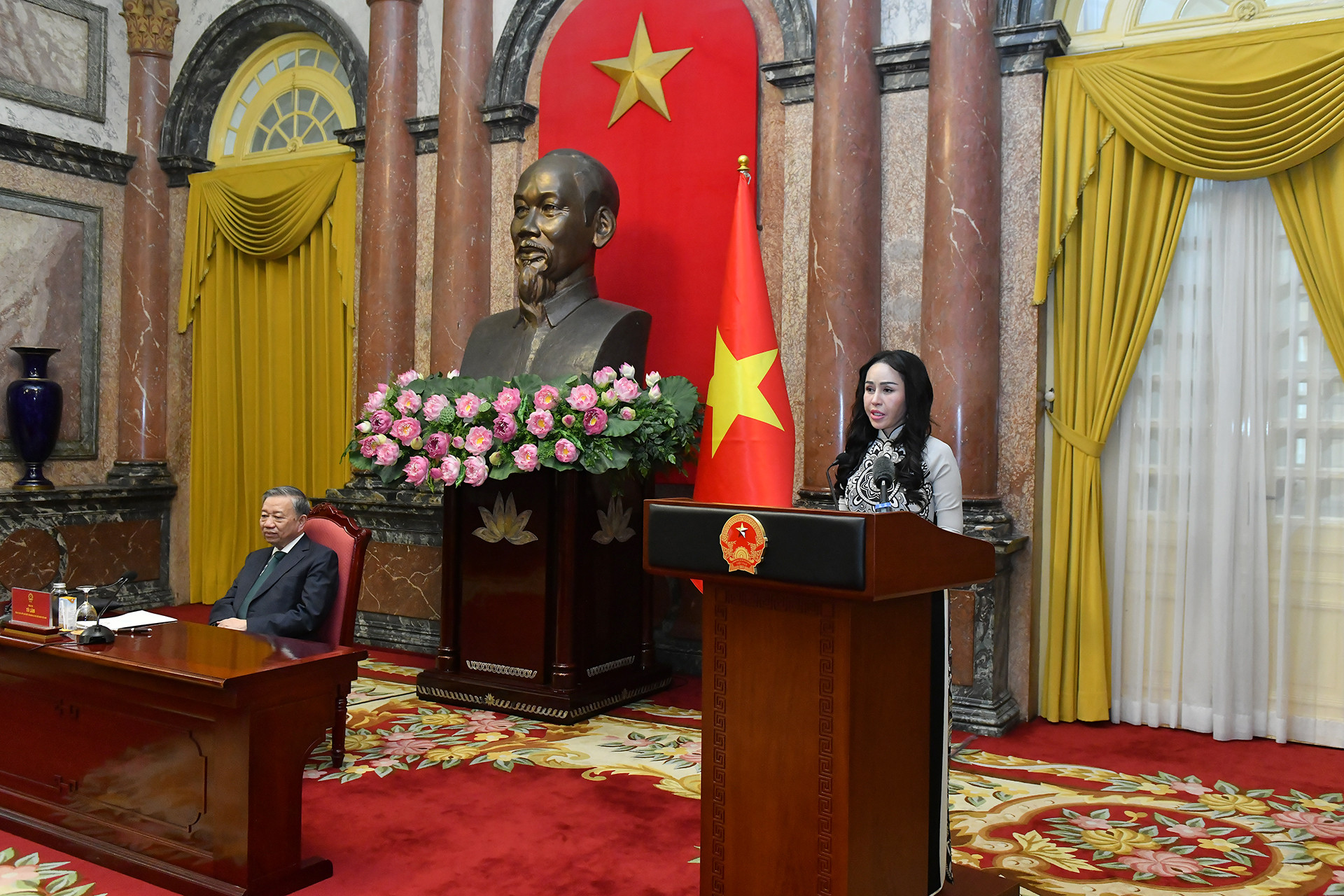 [Ảnh] Tổng Bí thư, Chủ tịch nước Tô Lâm gặp mặt các doanh nhân tiêu biểu ảnh 6