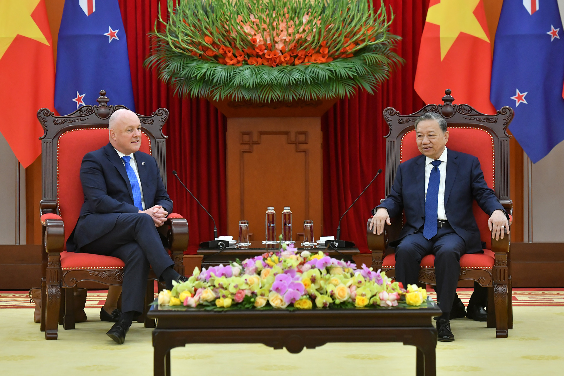 Tổng Bí thư Tô Lâm với Thủ tướng New Zealand Christopher Luxon.