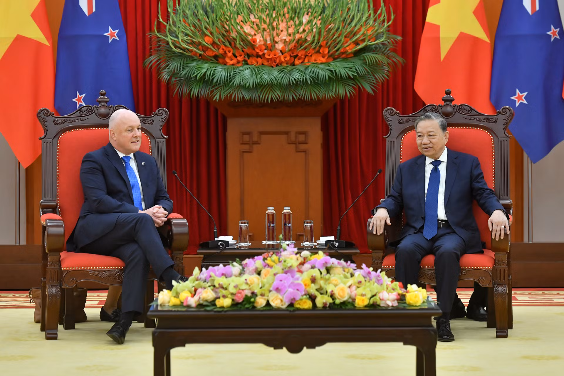 Tổng Bí thư Tô Lâm với Thủ tướng New Zealand Christopher Luxon.