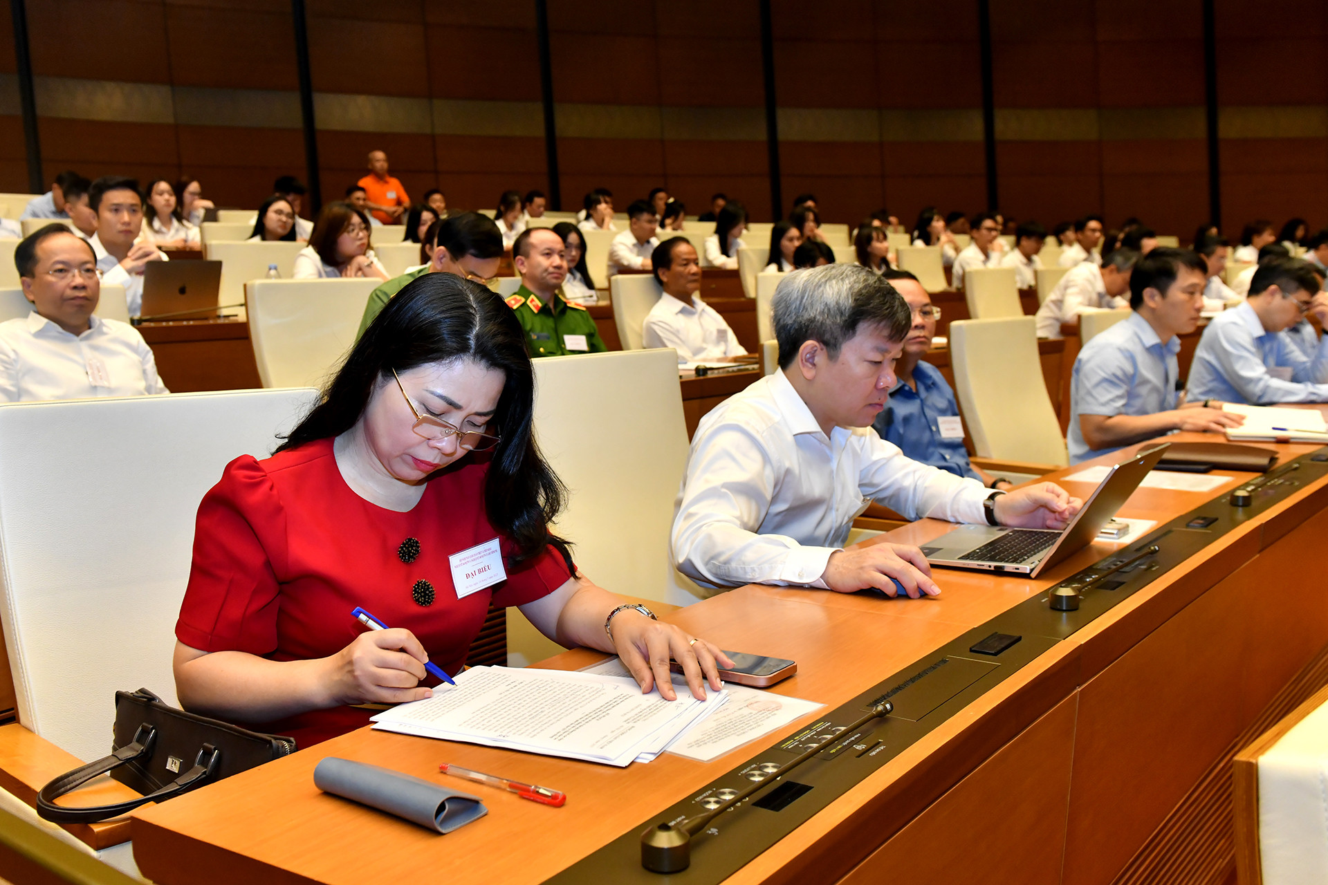 Các đại biểu tham dự hội nghị. Các đại biểu tham dự hội nghị.