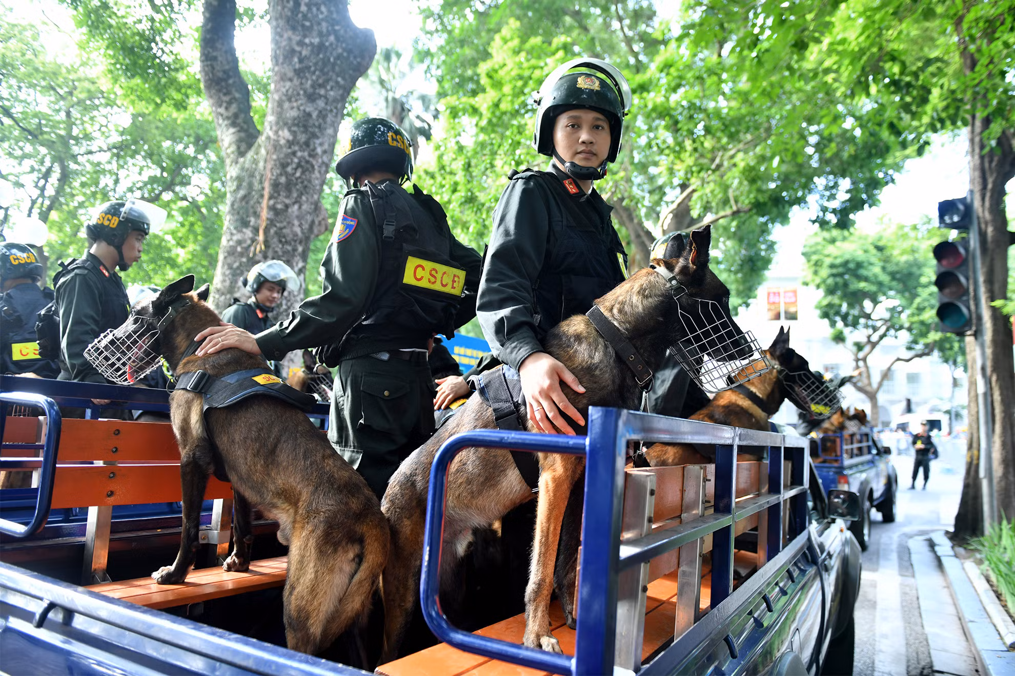 Lực lượng Cảnh khuyển tham gia tuần hành.