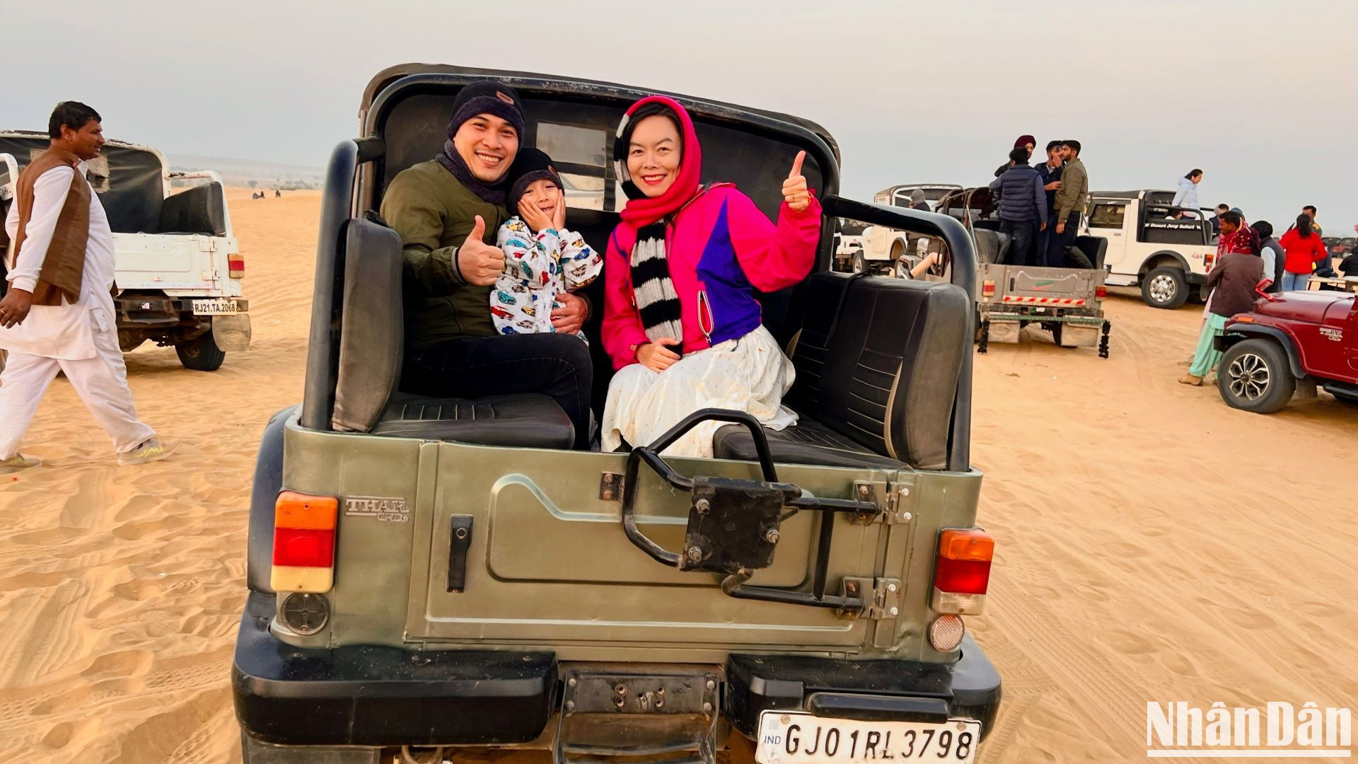 Jaisalmer- "Kho báu" sau bức tường vàng ảnh 15 Jaisalmer- "Kho báu" sau bức tường vàng ảnh 15