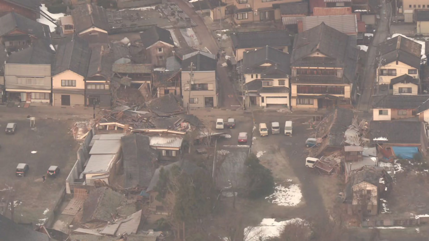 Ảnh do NHK chụp lúc 7 giờ 30 phút sáng nay tại thành phố Suzu.