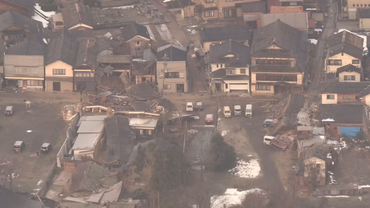 Ảnh do NHK chụp lúc 7 giờ 30 phút sáng nay tại thành phố Suzu.