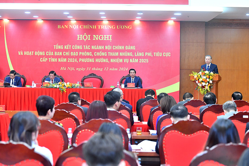 Tổng Bí thư Tô Lâm phát biểu kết luận hội nghị.