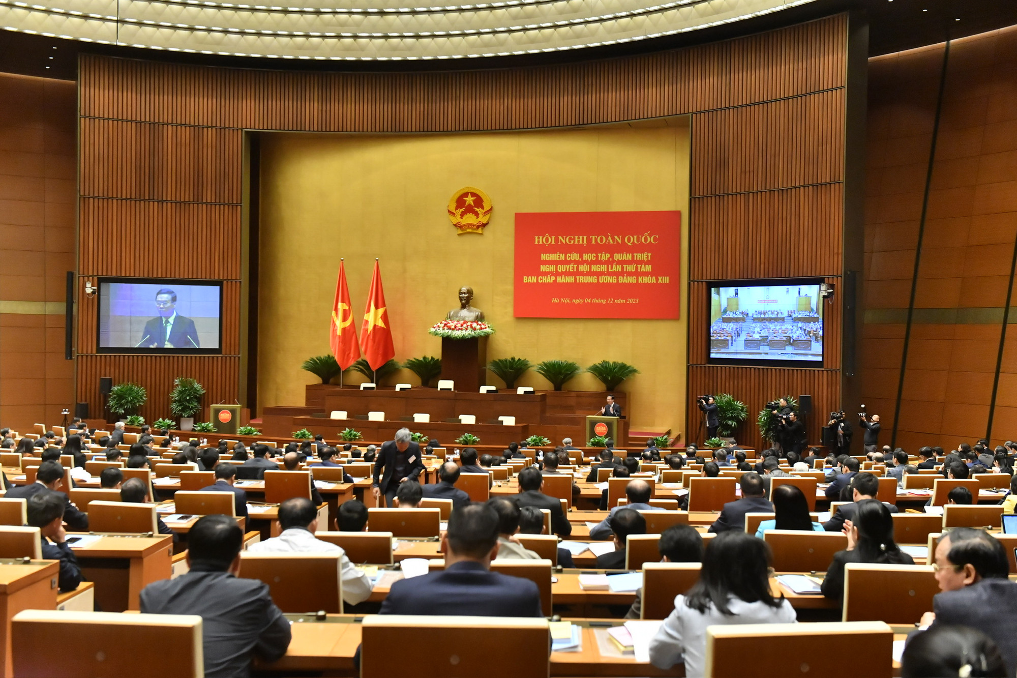 Quang cảnh hội nghị.