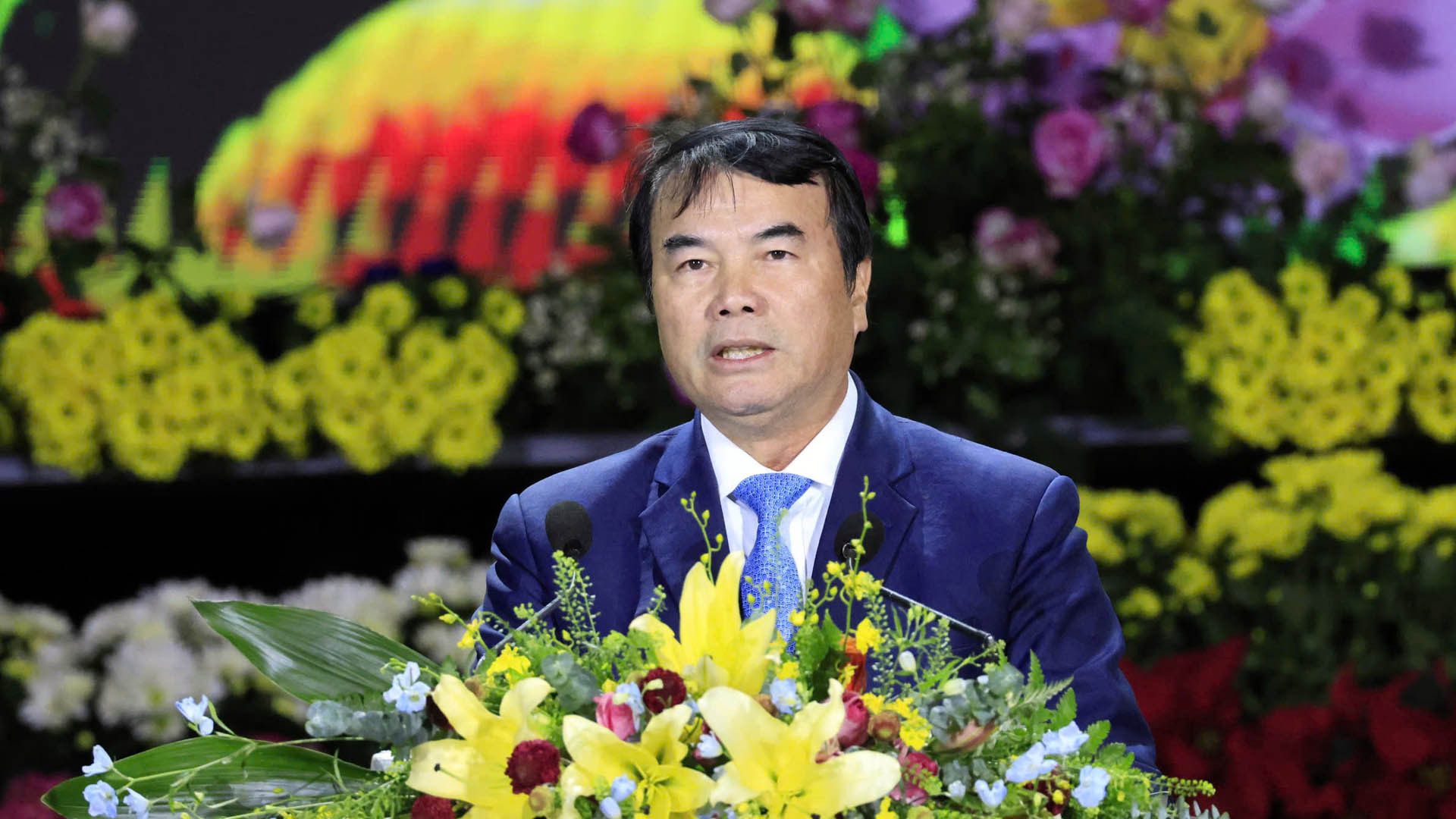 Trưởng Ban tổ chức Festival Hoa Đà Lạt lần thứ 10, Phó Chủ tịch Ủy ban nhân dân tỉnh Lâm Đồng Phạm S phát biểu bế mạc.