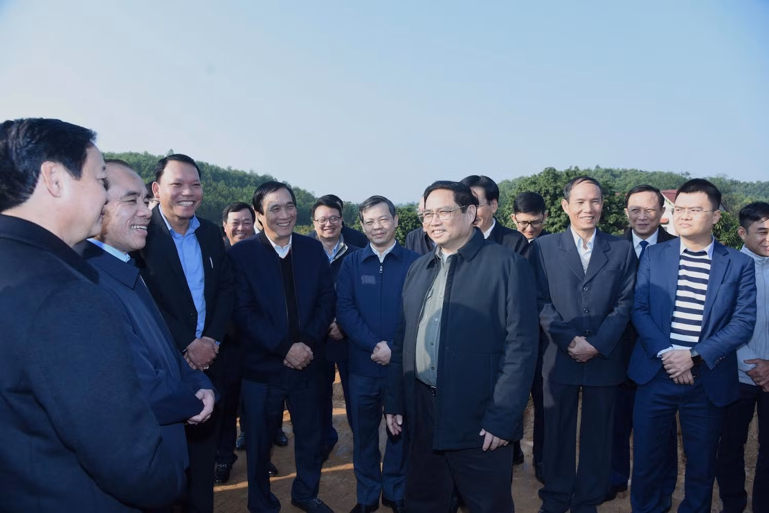 [Ảnh] Thủ tướng Phạm Minh Chính kiểm tra Dự án đầu tư xây dựng đường cao tốc Tuyên Quang-Phú Thọ