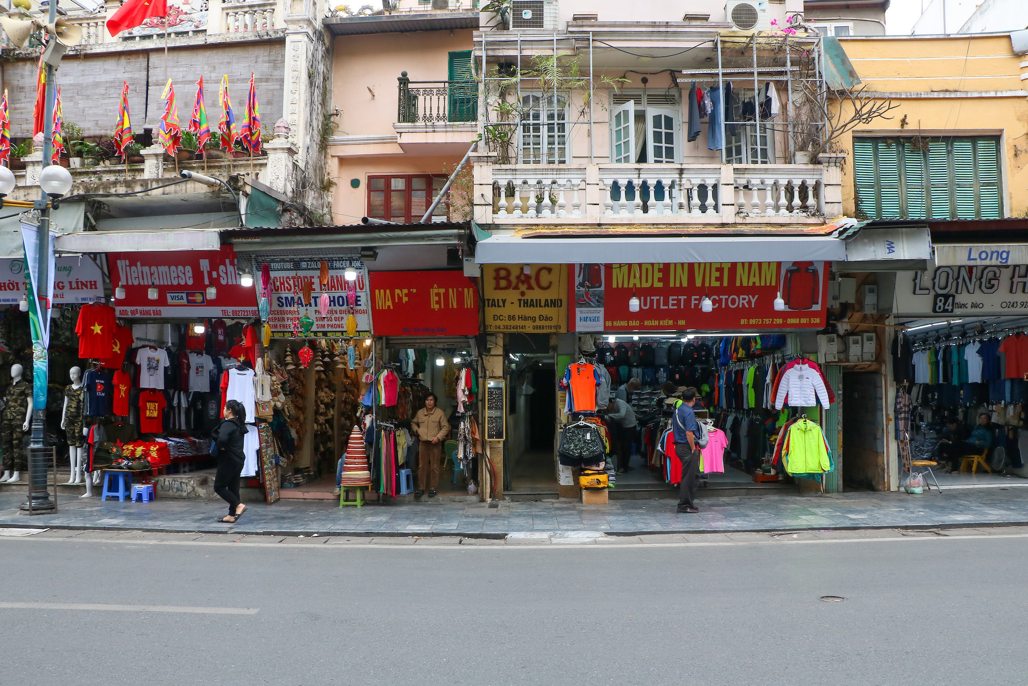 [Ảnh] Hà Nội: Những tuyến phố trung tâm sau một tháng lập lại trật tự vỉa hè ảnh 5