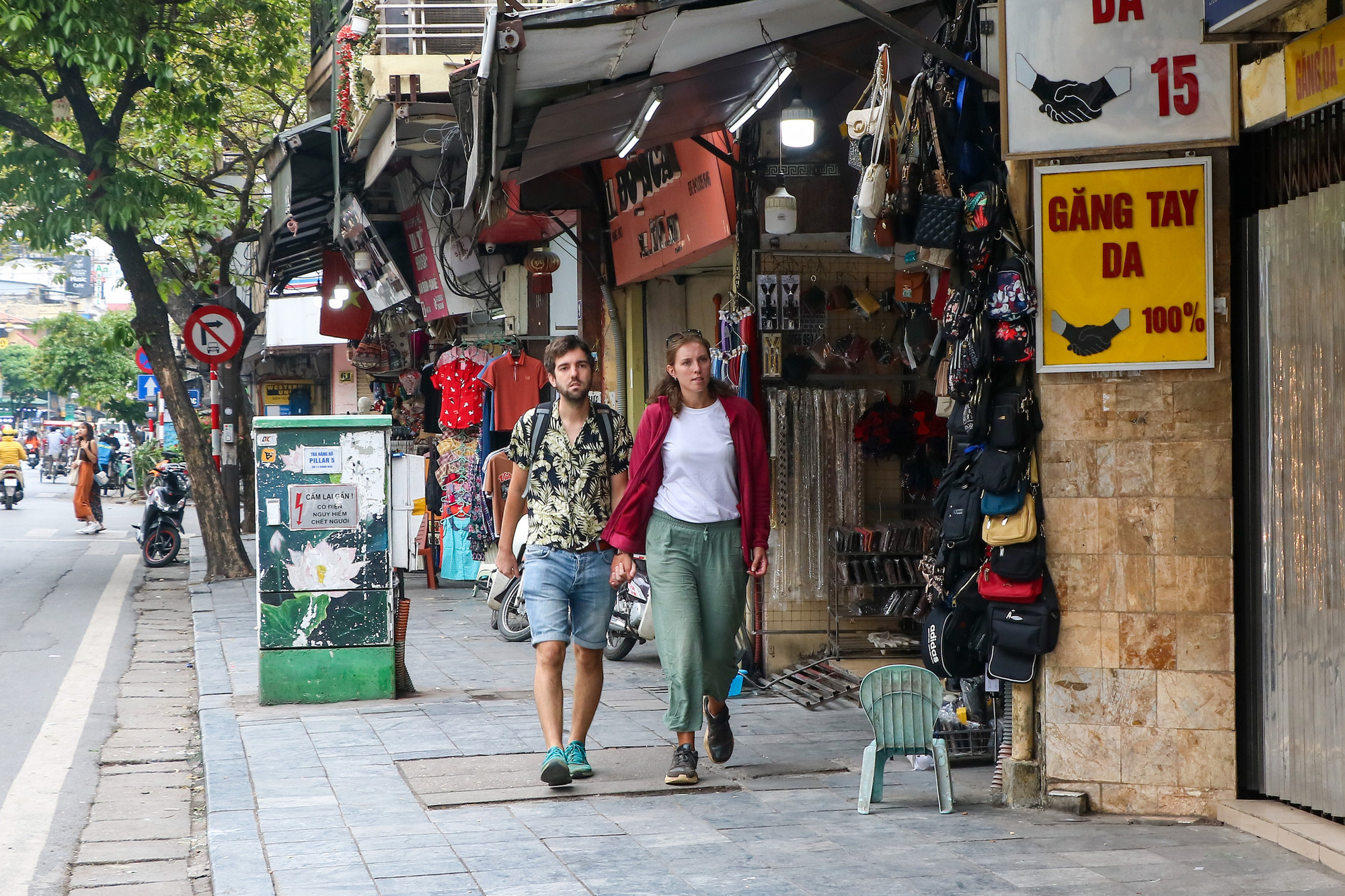 [Ảnh] Hà Nội: Những tuyến phố trung tâm sau một tháng lập lại trật tự vỉa hè ảnh 4