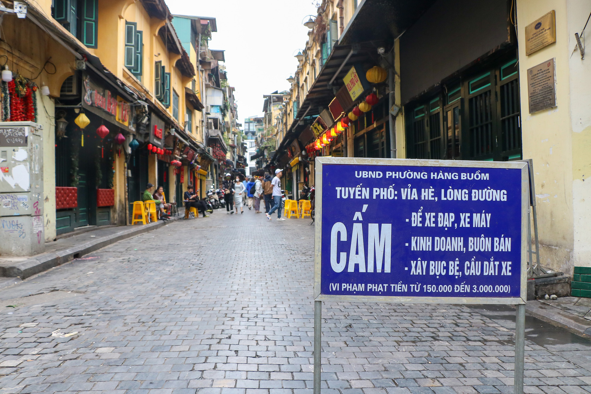 [Ảnh] Hà Nội: Những tuyến phố trung tâm sau một tháng lập lại trật tự vỉa hè ảnh 8