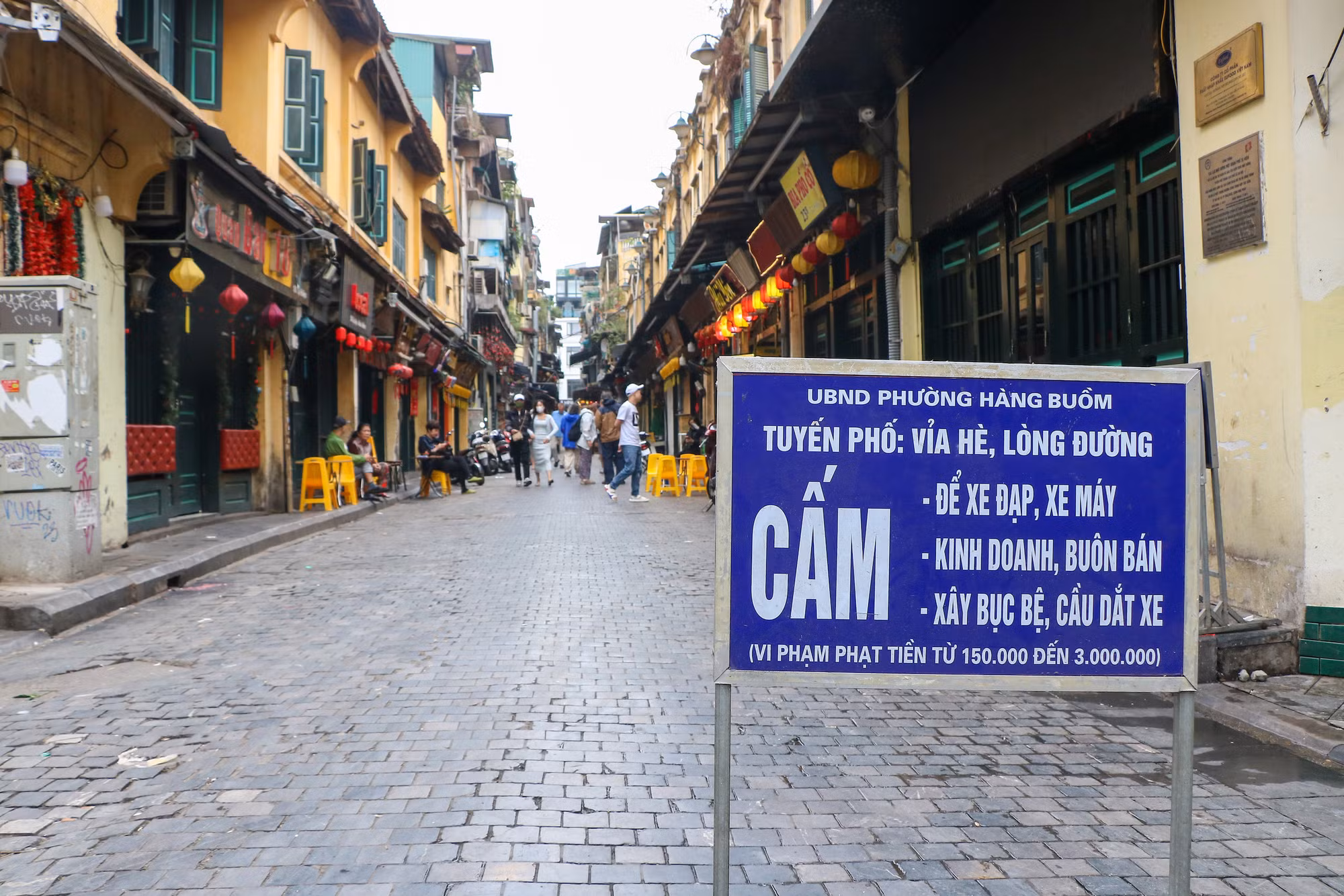 [Ảnh] Hà Nội: Những tuyến phố trung tâm sau một tháng lập lại trật tự vỉa hè ảnh 8