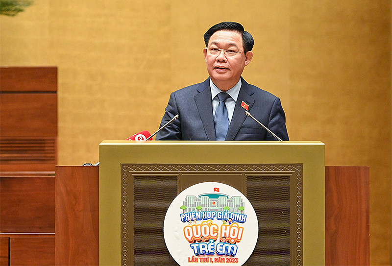 Chủ tịch Quốc hội Vương Đình Huệ phát biểu ý kiến sau Phiên họp giả định "Quốc hội trẻ em" lần thứ nhất.