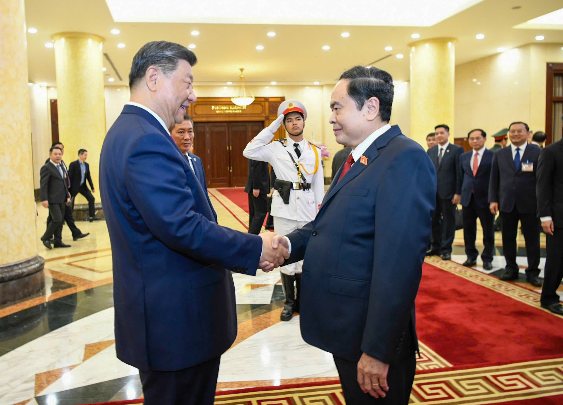 Chủ tịch Quốc hội Trần Thanh Mẫn đón Tổng Bí thư, Chủ tịch Trung Quốc Tập Cận Bình.