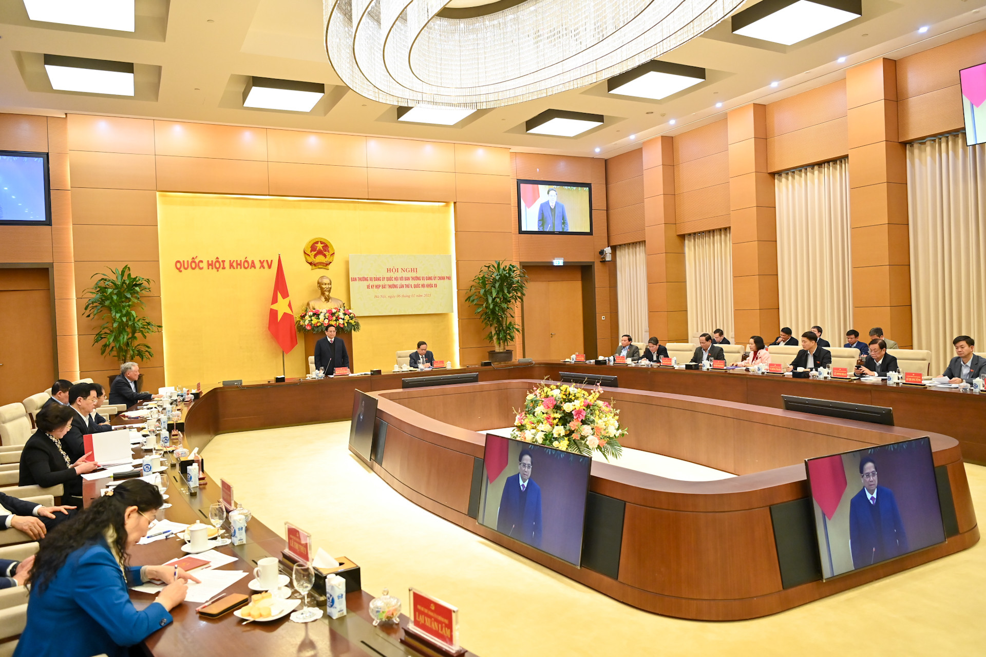 Quang cảnh hội nghị tại Nhà Quốc hội.