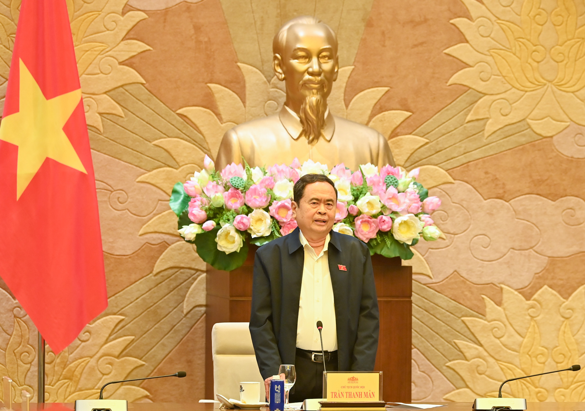 Chủ tịch Quốc hội Trần Thanh Mẫn phát biểu tại cuộc gặp mặt. Chủ tịch Quốc hội Trần Thanh Mẫn phát biểu tại cuộc gặp mặt.