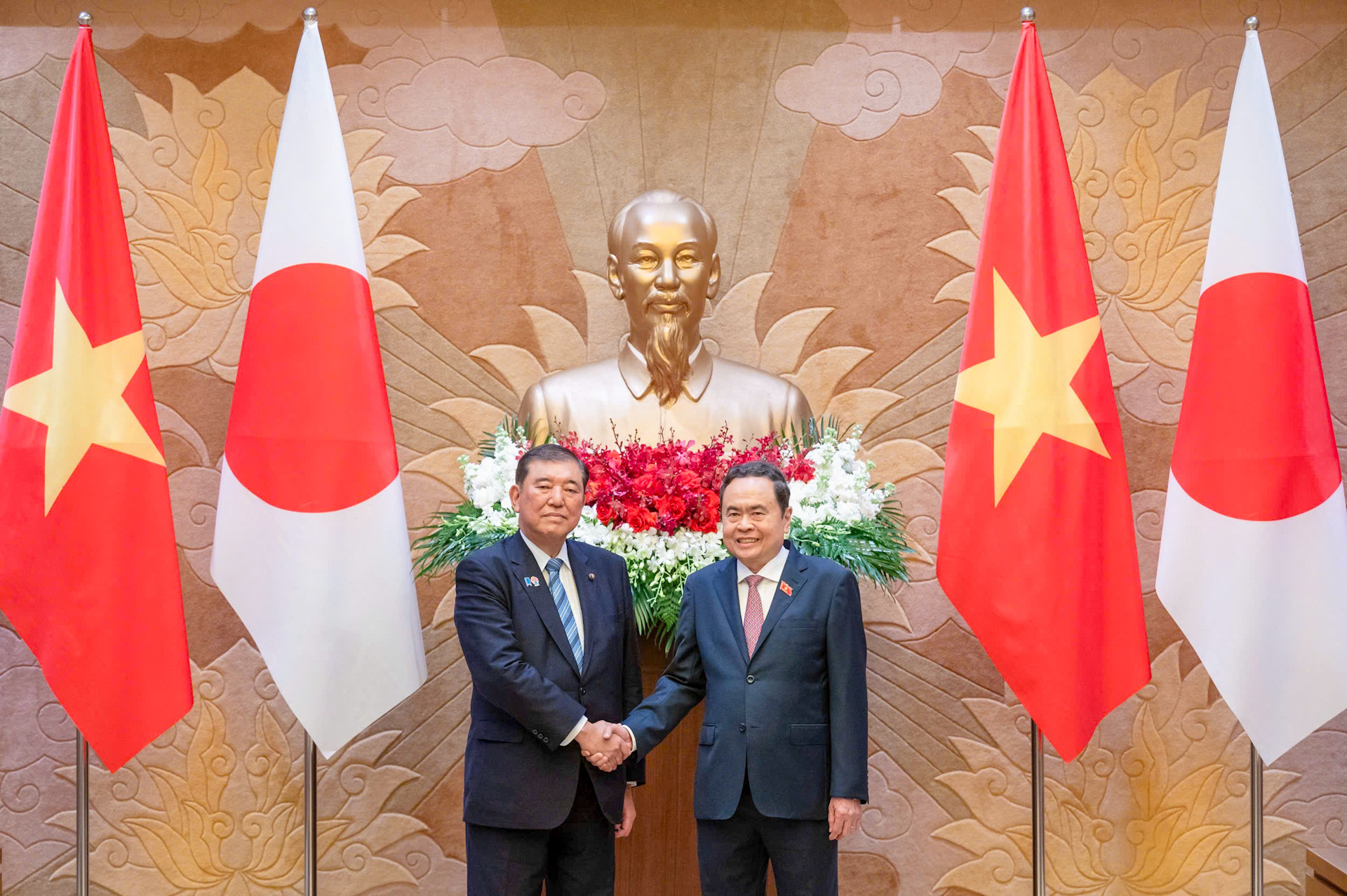 [Ảnh] Chủ tịch Quốc hội Trần Thanh Mẫn hội kiến Thủ tướng Nhật Bản Ishiba Shigeru ảnh 4