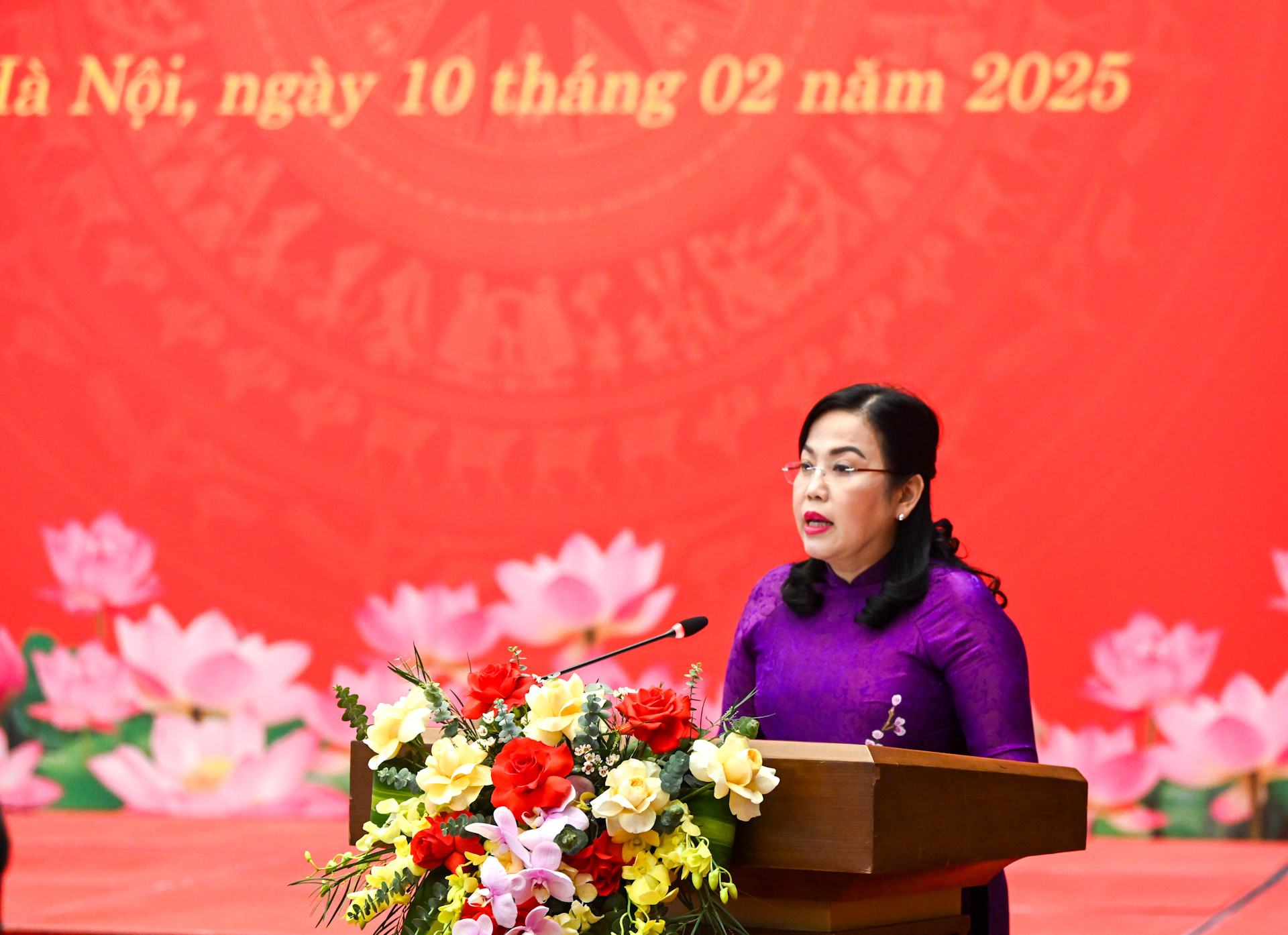 Trưởng Ban Công tác đại biểu, Phó Trưởng Ban Tổ chức Trung ương Nguyễn Thanh Hải công bố các Quyết định của Bộ Chính trị. Trưởng Ban Công tác đại biểu, Phó Trưởng Ban Tổ chức Trung ương Nguyễn Thanh Hải công bố các Quyết định của Bộ Chính trị.