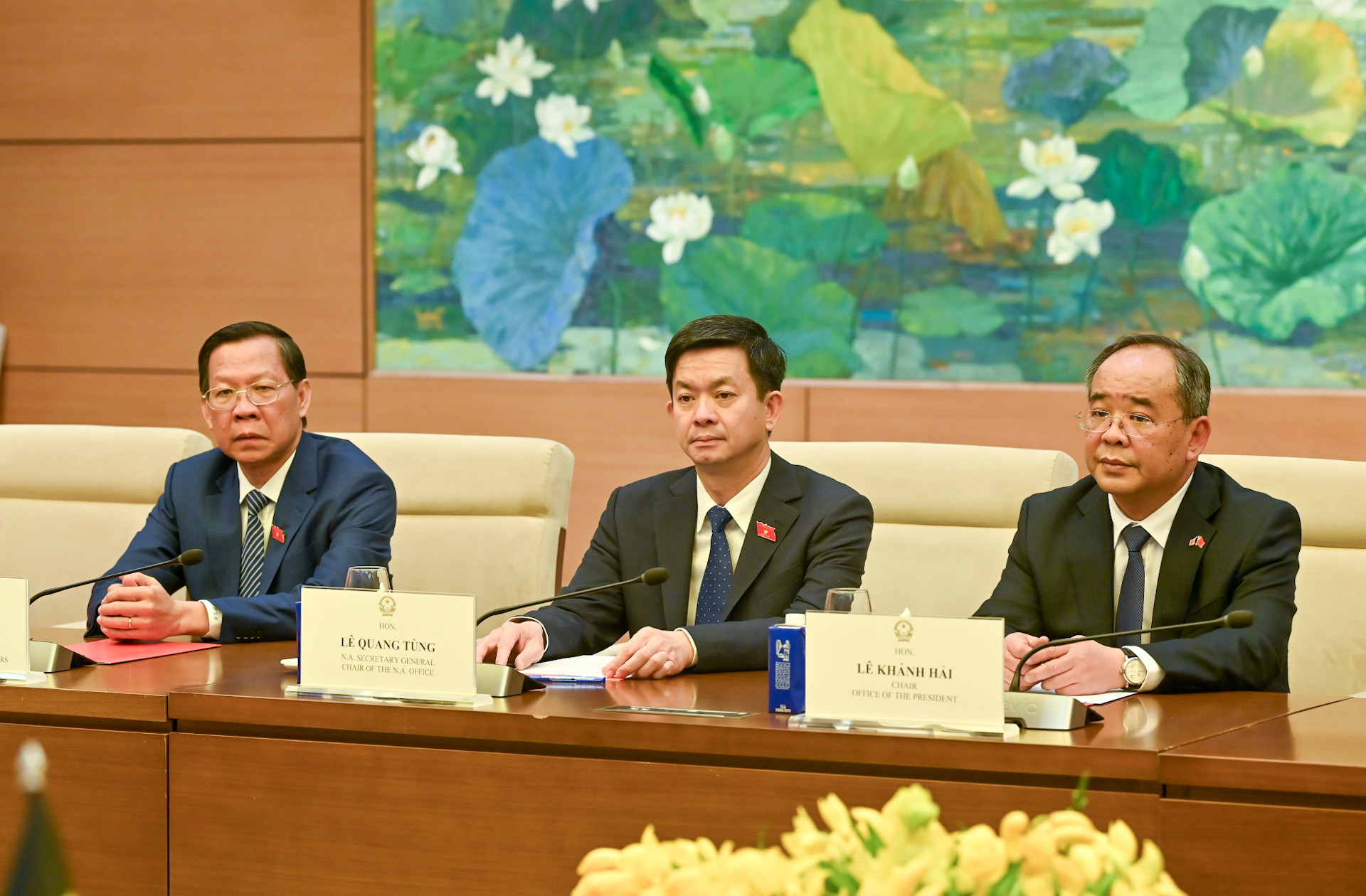 Các đại biểu Quốc hội Việt Nam dự hội kiến.