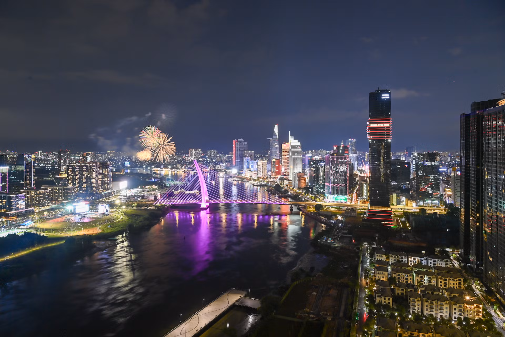 Các hoạt động trên nằm trong chuỗi sự kiện "Sắc màu thành phố mang tên Bác". Trong đó, điểm bắn pháo hoa tầm cao được bố trí tại Công viên bờ sông Sài Gòn (thành phố Thủ Đức).